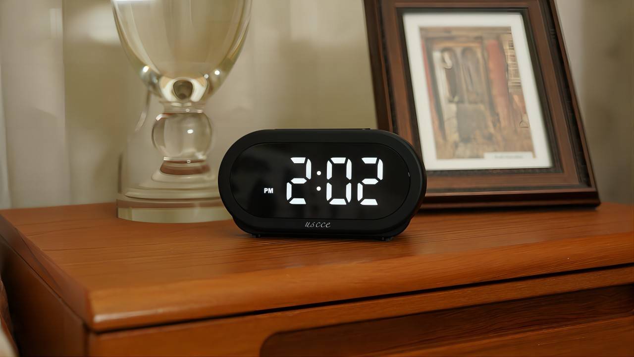 What is a Uscce Alarm Clock? Features, Benefits & Setup Guide